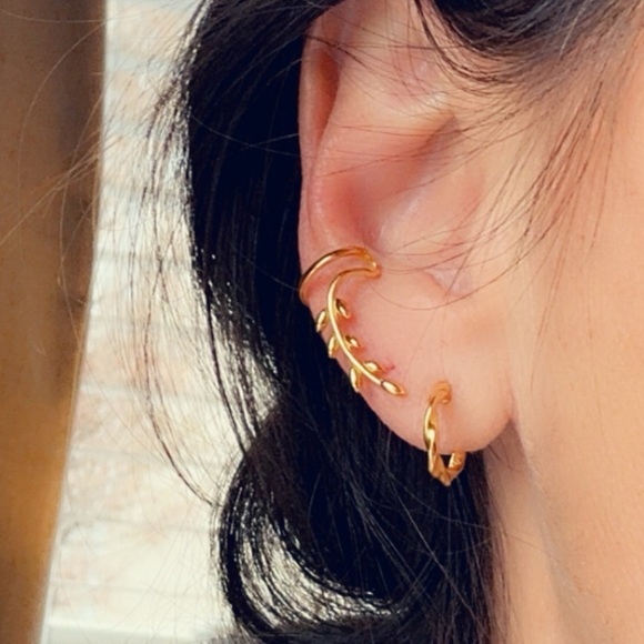 14K Gold Vermeil Leaf Ear Cuff – Climber Style No Piercing Needed - Picture 8 of 10